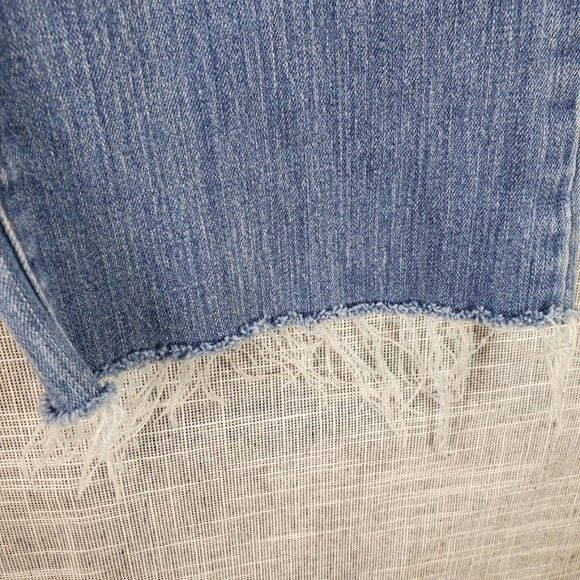 Old Navy The Flirt Crop Jeans 14 Stretch Frayed - Picture 2 of 3